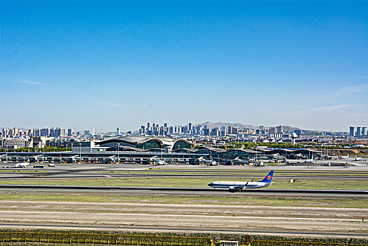 新疆乌鲁木齐地窝堡国际机场全景