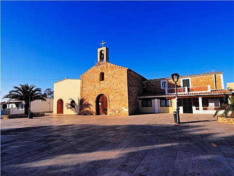教堂,福门特拉岛