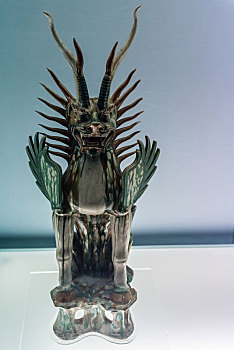 上海博物馆的唐代彩色釉陶镇墓兽