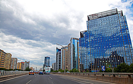 北京三环高速公路及周边建筑