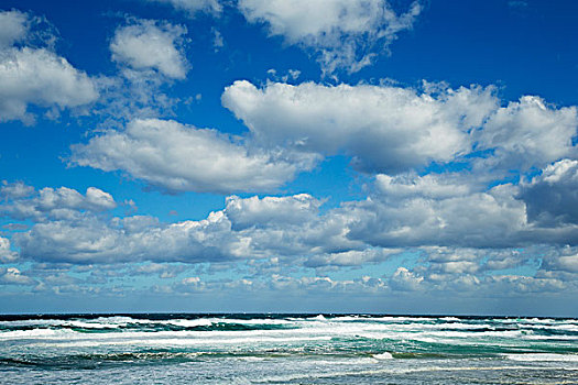 云,蓝天,上方,波浪,马略卡岛,巴利阿里群岛,西班牙