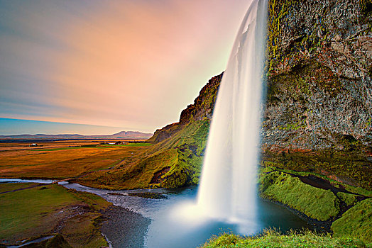 冰岛,瀑布,侧面视角