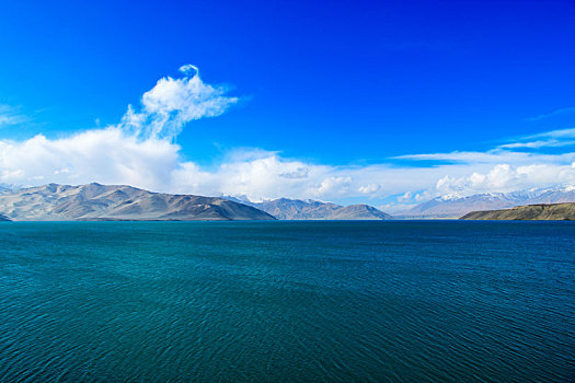 南疆白沙湖