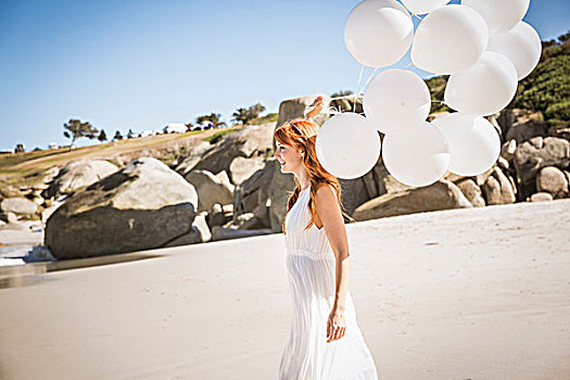 侧面视角,红发,女人,海滩,拿着,气球