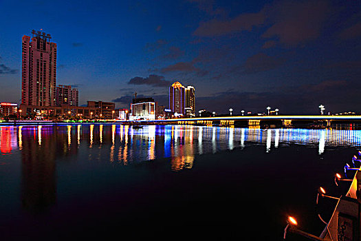 海南省三亚市夜景