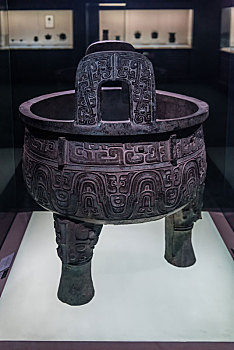 上海博物馆的西周中期青铜器大克鼎