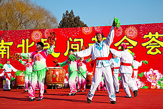 北京春节地坛庙会民族舞蹈表演陕北秧歌