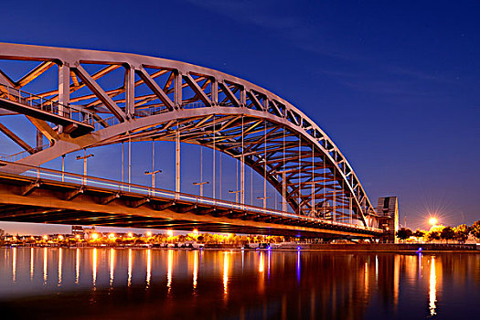 天津国泰桥夜景