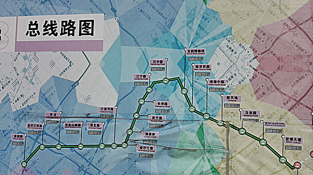 上海浦东新区沪南路段正在建设中的地铁十三号线施工现场
