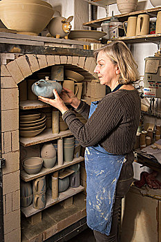 陶瓷,工作间,女人,容器,窑,上巴伐利亚,德国,欧洲