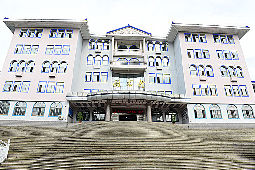 大学校园图书馆