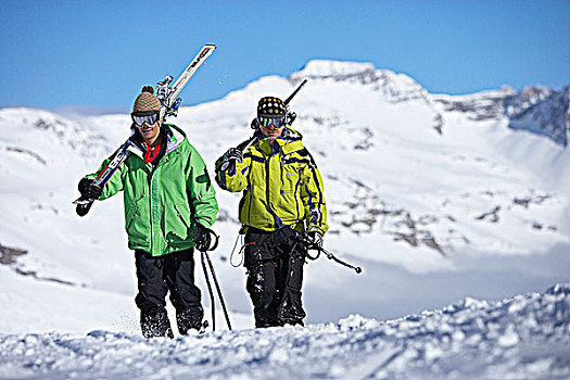 法国,阿尔卑斯山,山谷,两个,滑雪者,滑雪