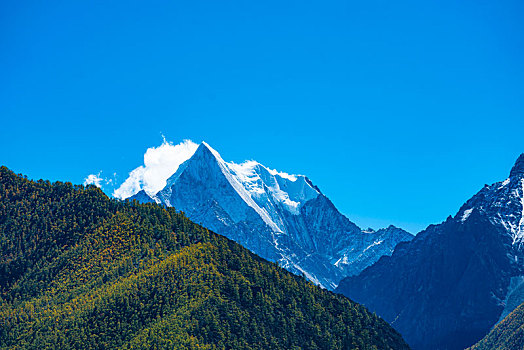 稻城亚丁秋色,秋季风光,高原雪山摄影,四川,甘孜州,秋天风景,自然风光摄影,仙乃日,央迈勇,夏诺多吉,三大神山,2020年