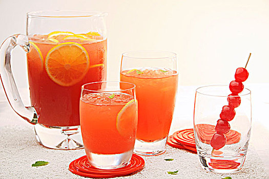 水果宾治酒,玻璃杯,玻璃罐