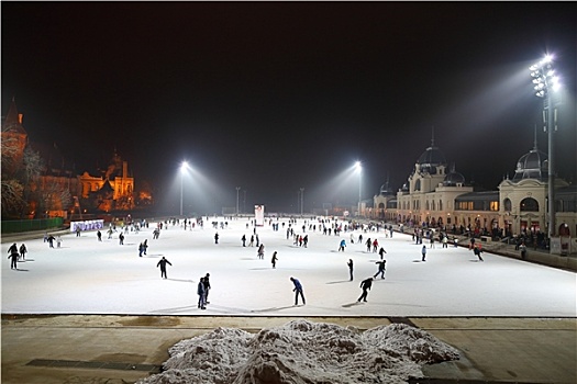 滑冰场,布达佩斯