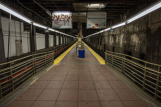 地铁站台,曼哈顿,纽约,美国