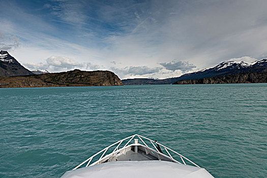 船,阿根廷湖,洛斯格拉希亚雷斯国家公园,圣克鲁斯省,巴塔哥尼亚,阿根廷
