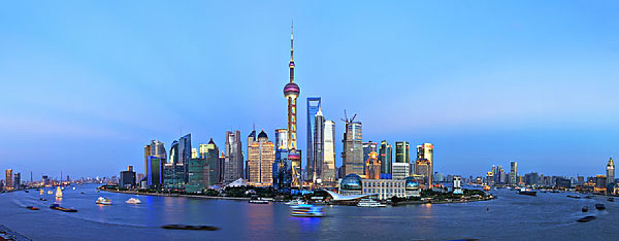 浦东外滩陆家嘴夜景,上海,全景图