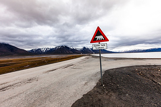 警告标识,北极熊,斯匹次卑尔根岛,斯瓦尔巴特群岛,挪威
