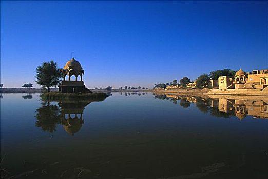 反射,庙宇,湖,斋沙默尔,拉贾斯坦邦,印度