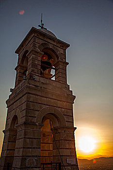 希腊雅典吕卡维多斯山教堂钟楼