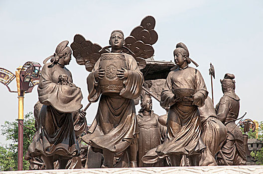 西安历史文化雕塑群