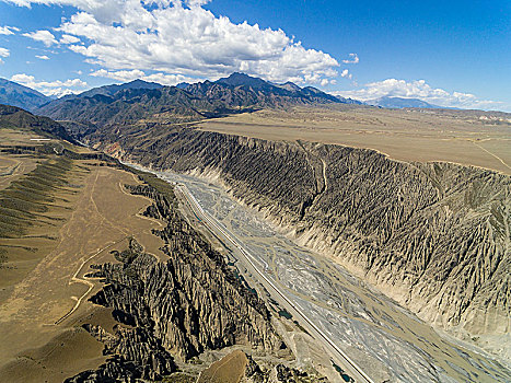 航拍峡谷,独山子大峡谷,地貌奇观