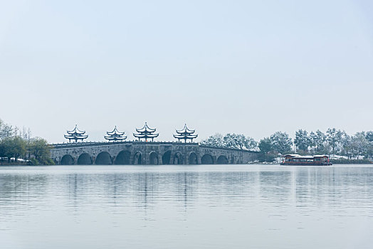 杭州湘湖四亭桥雪景