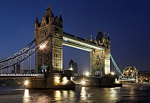 风景,泰晤士河,夜晚,展示,塔桥,光亮,瑞士再保险塔,伦敦,英国