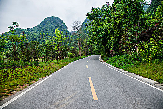 贵州省荔波县小七孔风景区公路