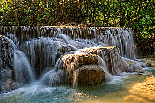 老挝琅勃拉邦光西瀑布
