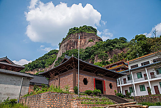 广东韶关丹霞山中国红石公园别传禅寺