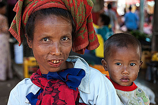女人,特色,头饰,孩子,头像,陆地,市场,茵莱湖,掸邦,缅甸,亚洲