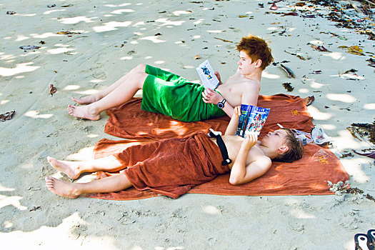 兄弟,卧,沙滩,影子,放松,读书