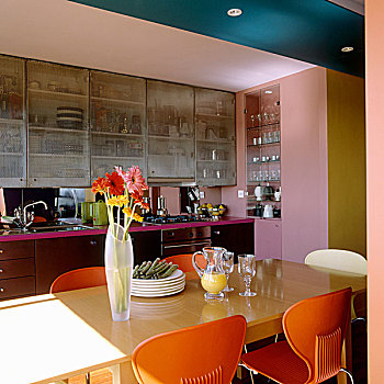 橙色,塑料制品,椅子,餐桌,风景,厨房