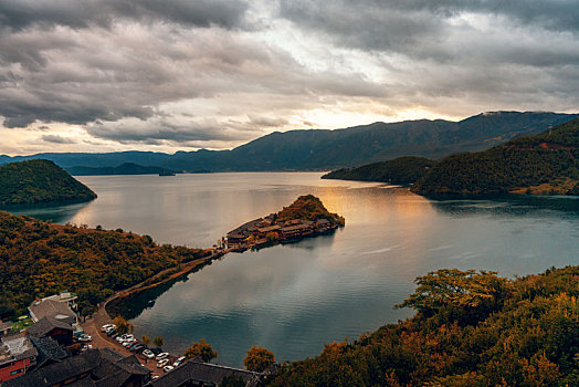 泸沽湖里格半岛