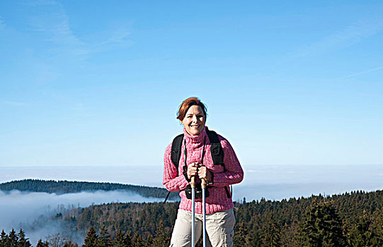 女人,远足,黑森林,巴登符腾堡,德国,欧洲