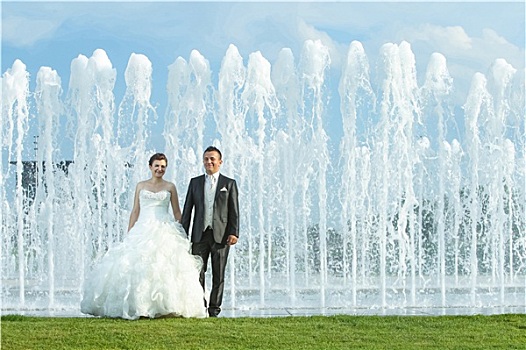 新郎,新娘,正面,水,喷泉
