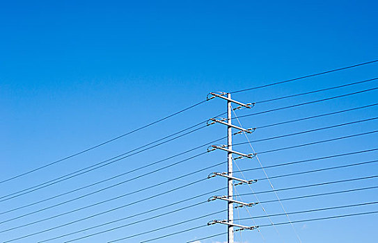 电塔,蓝色背景,天空,许多,电线