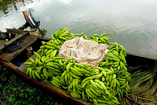 香蕉,木船