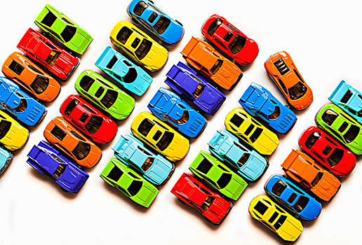 静物,排,彩色,玩具汽车