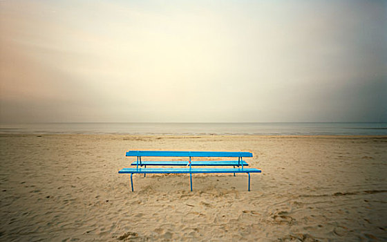 蓝色,木质,长椅,沙,海滩,正面,海洋,针孔,拉脱维亚