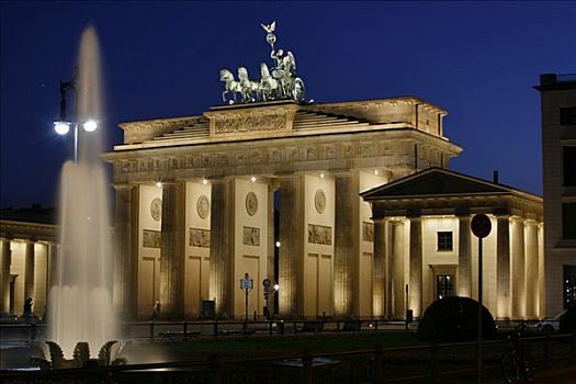勃兰登堡门,喷泉,广场,黄昏,柏林,德国,欧洲