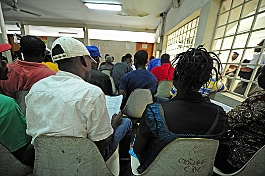 haiti,port,au,prince,patients,waiting,in,hospital