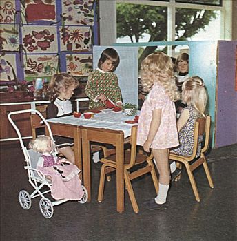 幼儿园,孩子,玩,装扮,茶会,60年代