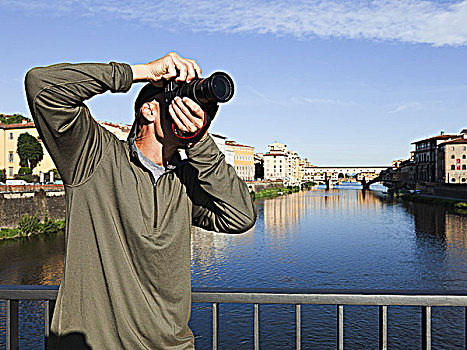 意大利,佛罗伦萨,男人,相机,桥,上方,阿尔诺河