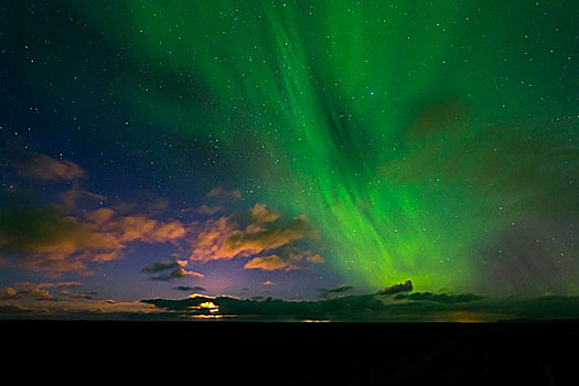 月亮,北极光,雷克雅未克,冰岛,欧洲