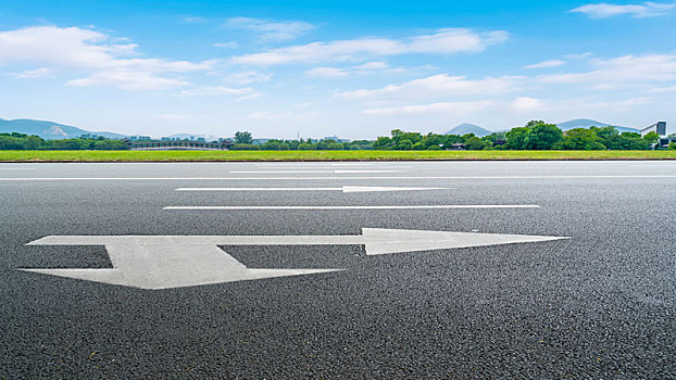 道路交通,蓝天白云