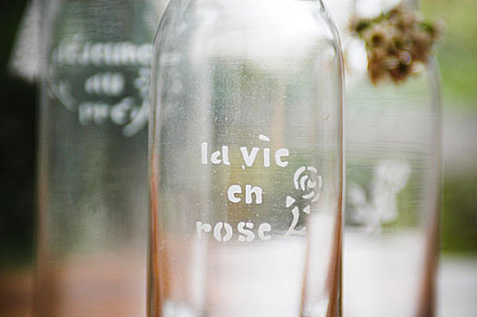玻璃瓶,工作室