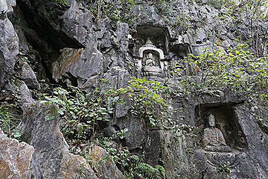 杭州灵隐寺石像生